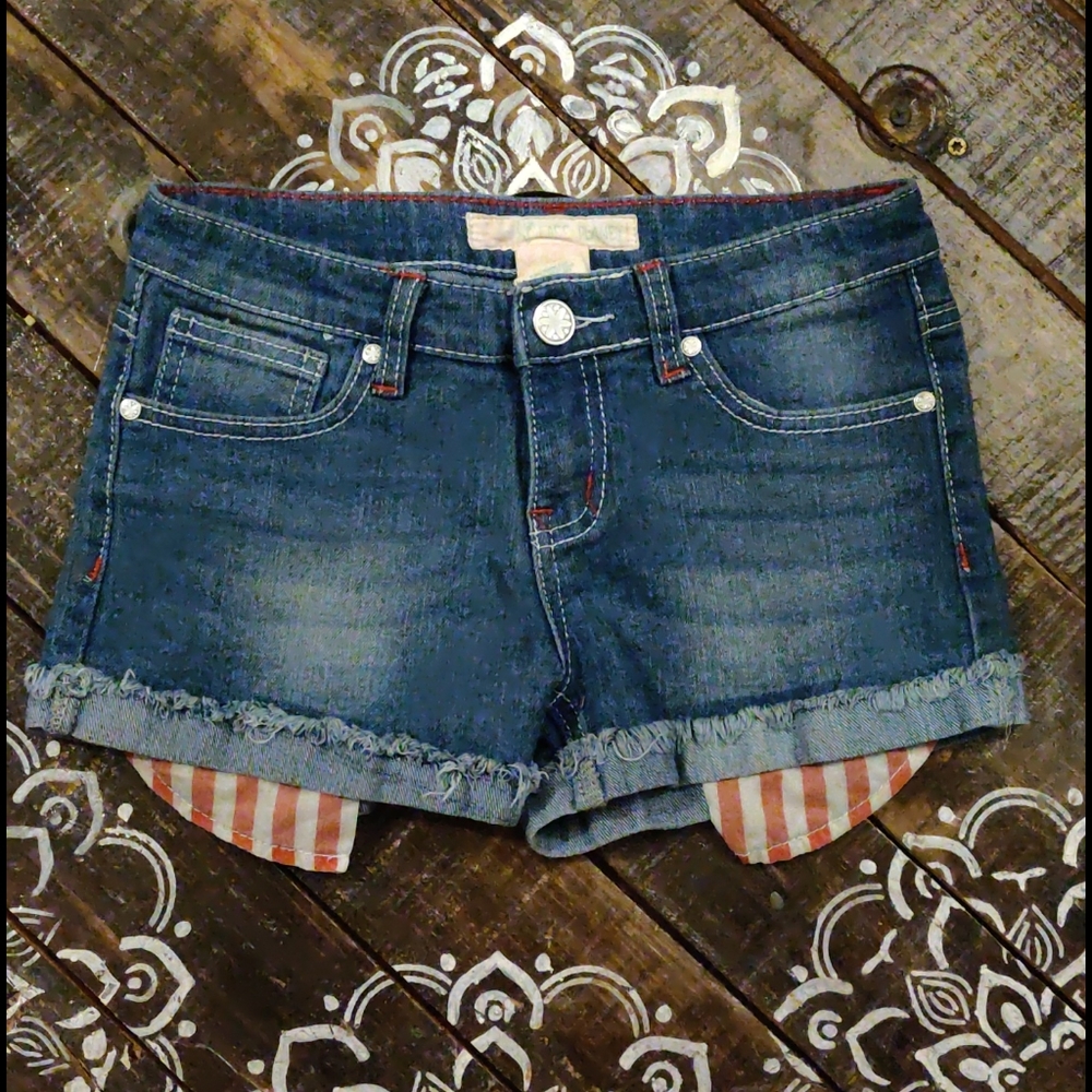 Free planet Girls Denim shorts Sz 12 with peakaboo